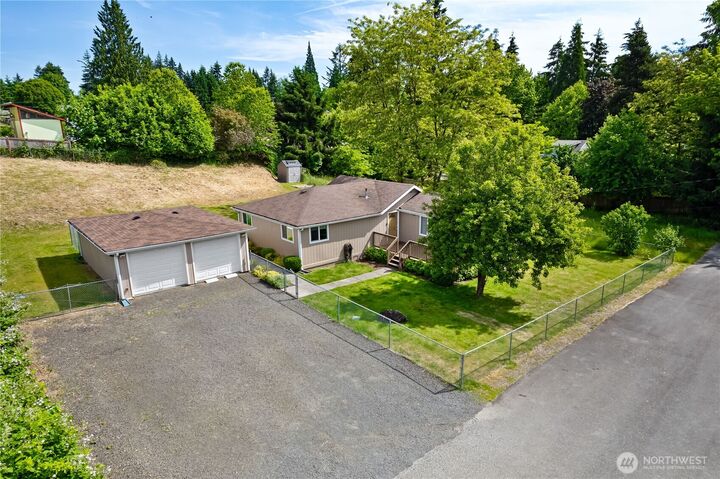 Property Photo:  1958  12th Avenue SE  WA 98501 