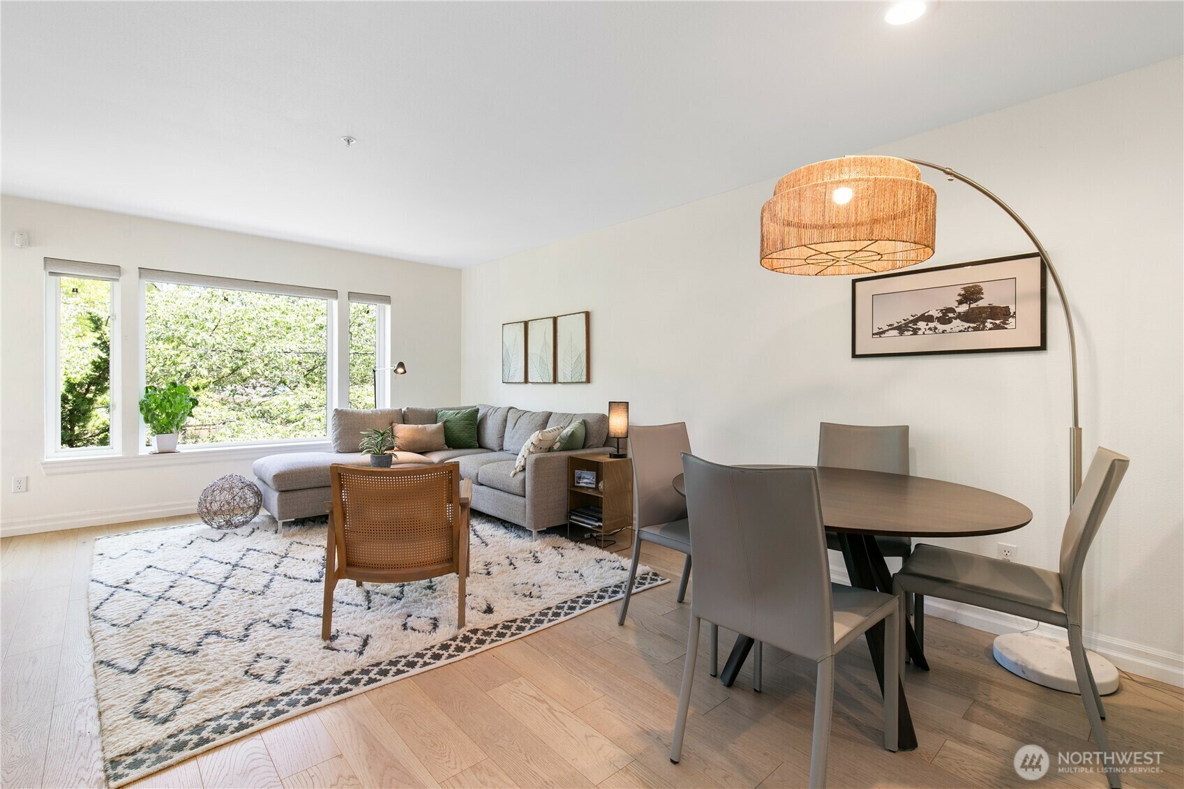 Property Photo: 215 20th Avenue E 203 WA 98112