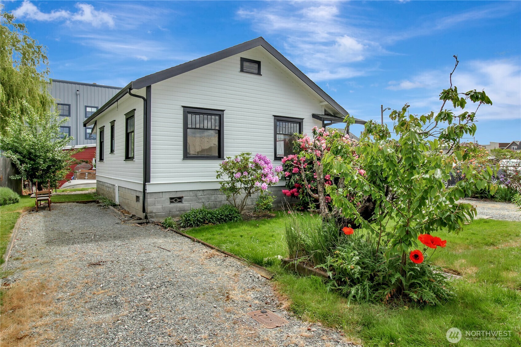 Property Photo: 27119 102nd Drive NW WA 98292