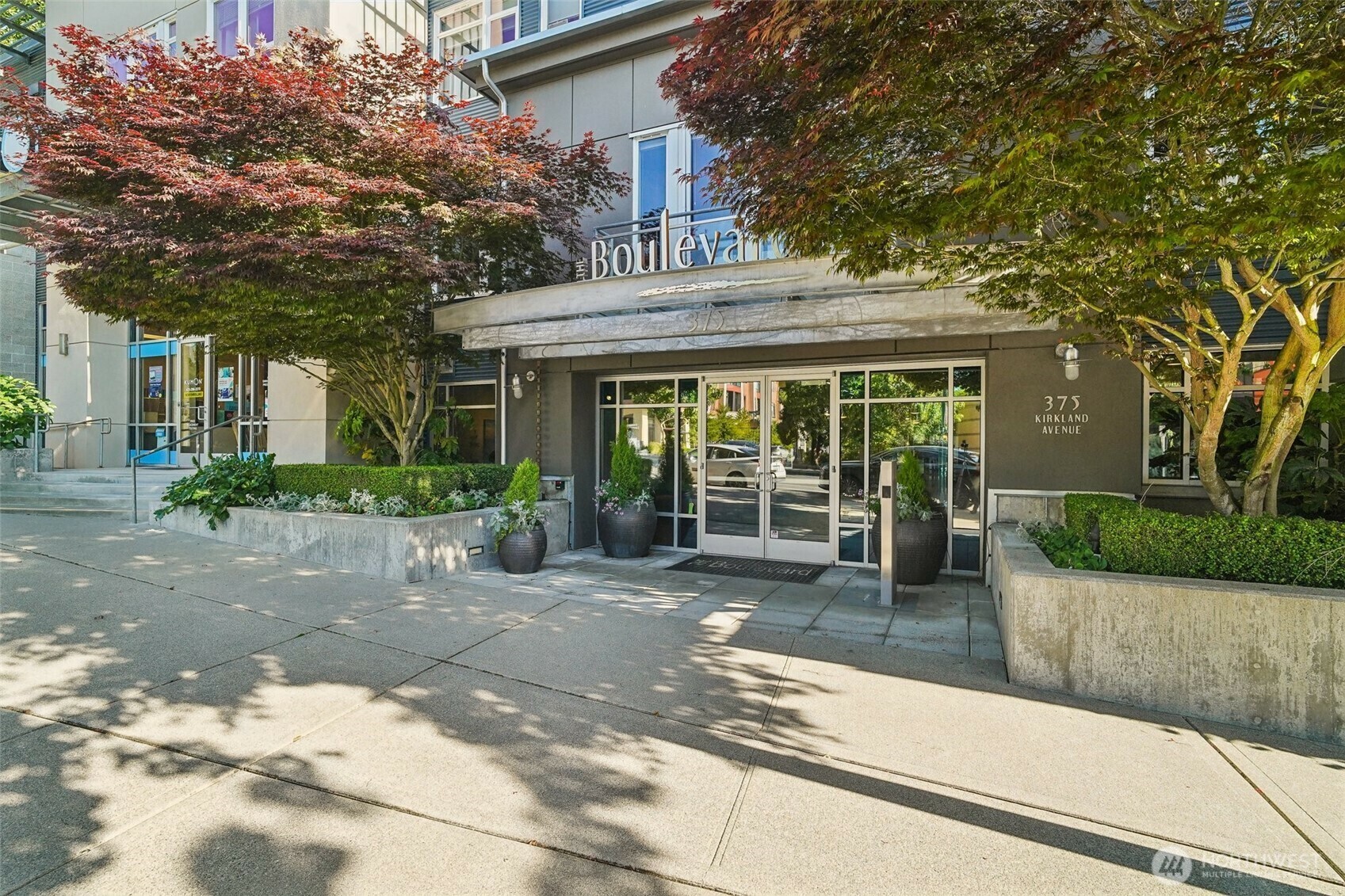 Property Photo:  375  Kirkland Avenue 216  WA 98033 