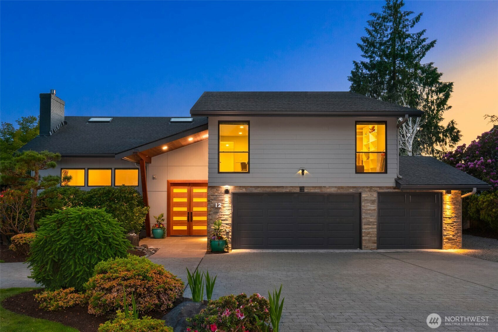 Property Photo: 12 Columbia Key WA 98006