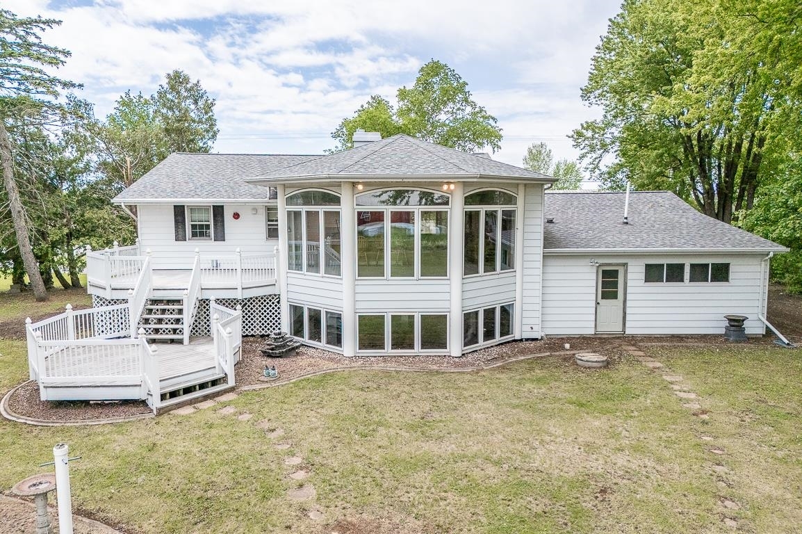 Property Photo:  N2594 State Road 76  WI 54944-9760 