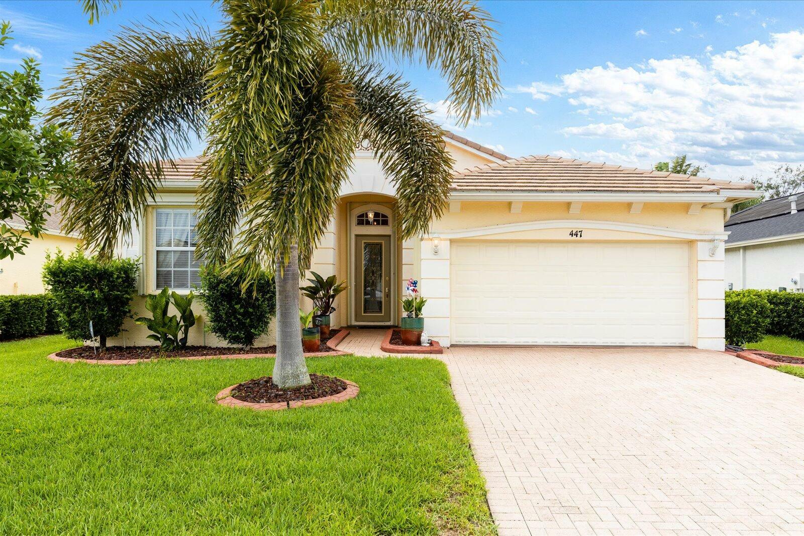 Property Photo: 447 SW Talquin Lane FL 34986