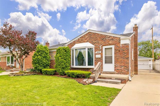 8536 Blackburn Drive  Westland MI 48185 photo