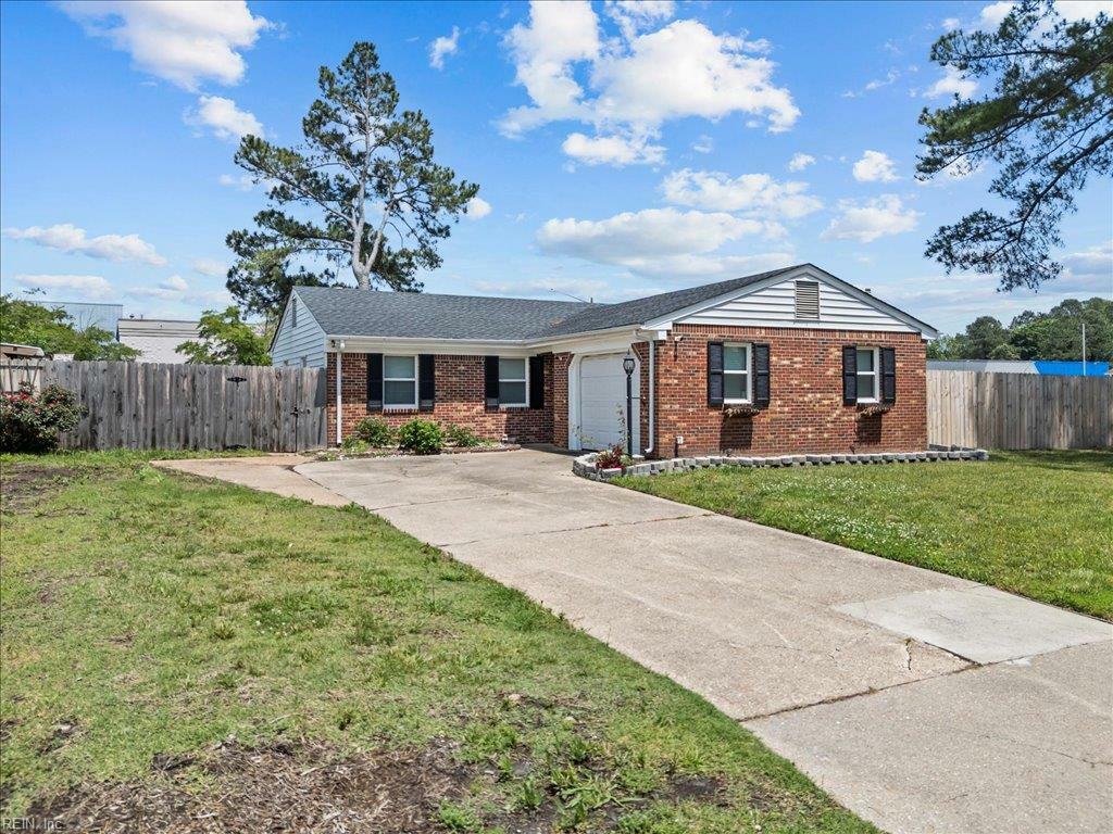 Property Photo: 2908 Cherie Dr VA 23453