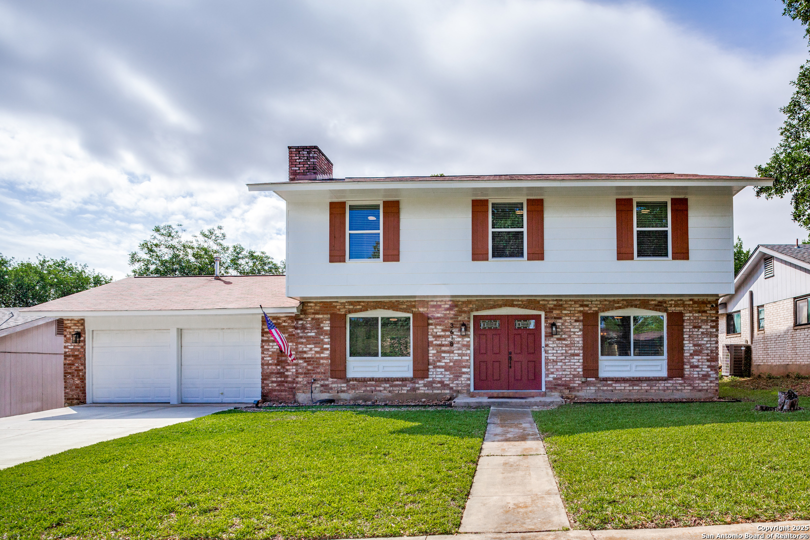 Property Photo:  3618 Minthill  TX 78230 