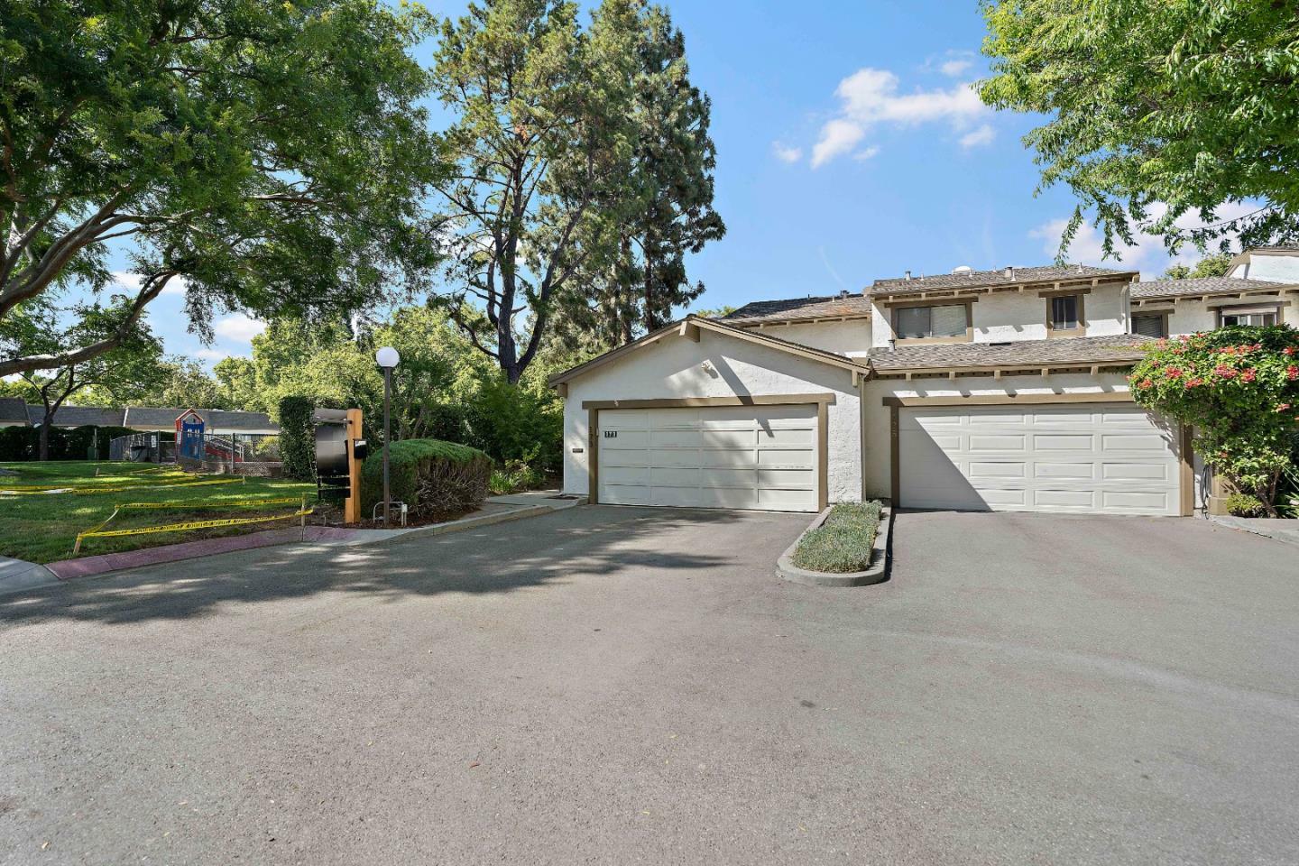 Property Photo: 173 Valley Park Circle CA 95139