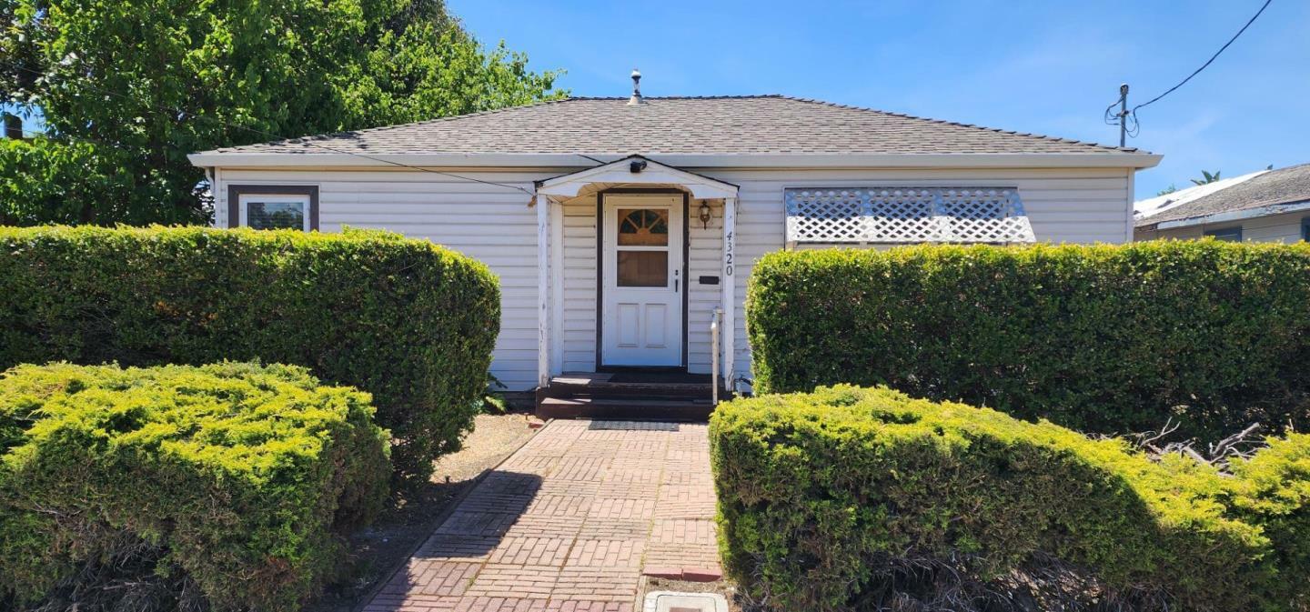 Property Photo: 4320 Bassett Street CA 95054