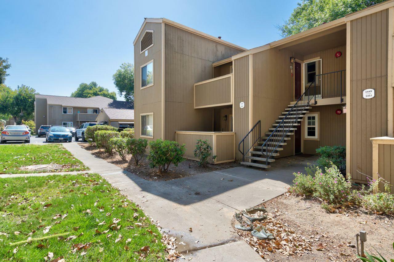Property Photo: 3445 Foxtail Terrace CA 94536
