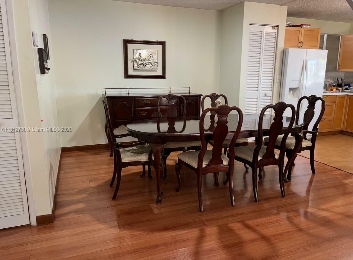 Property Photo: 9137 Fontainebleau Blvd 2 FL 33172