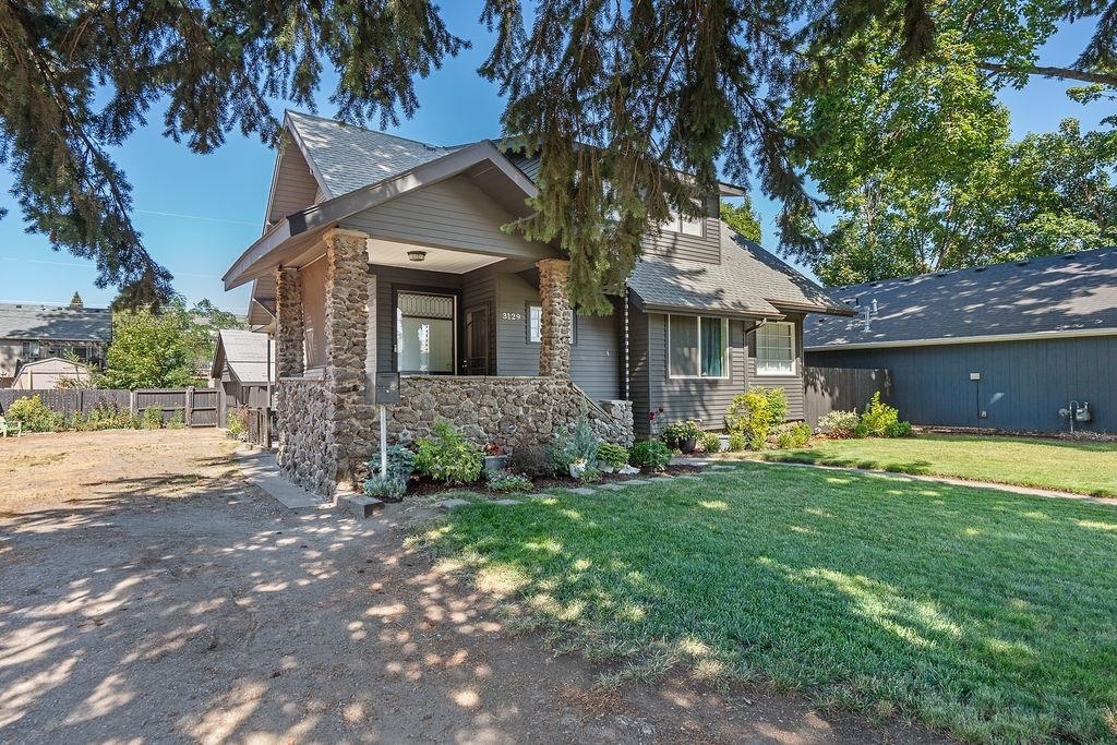 Property Photo: 3129 E 34th Ave WA 99223
