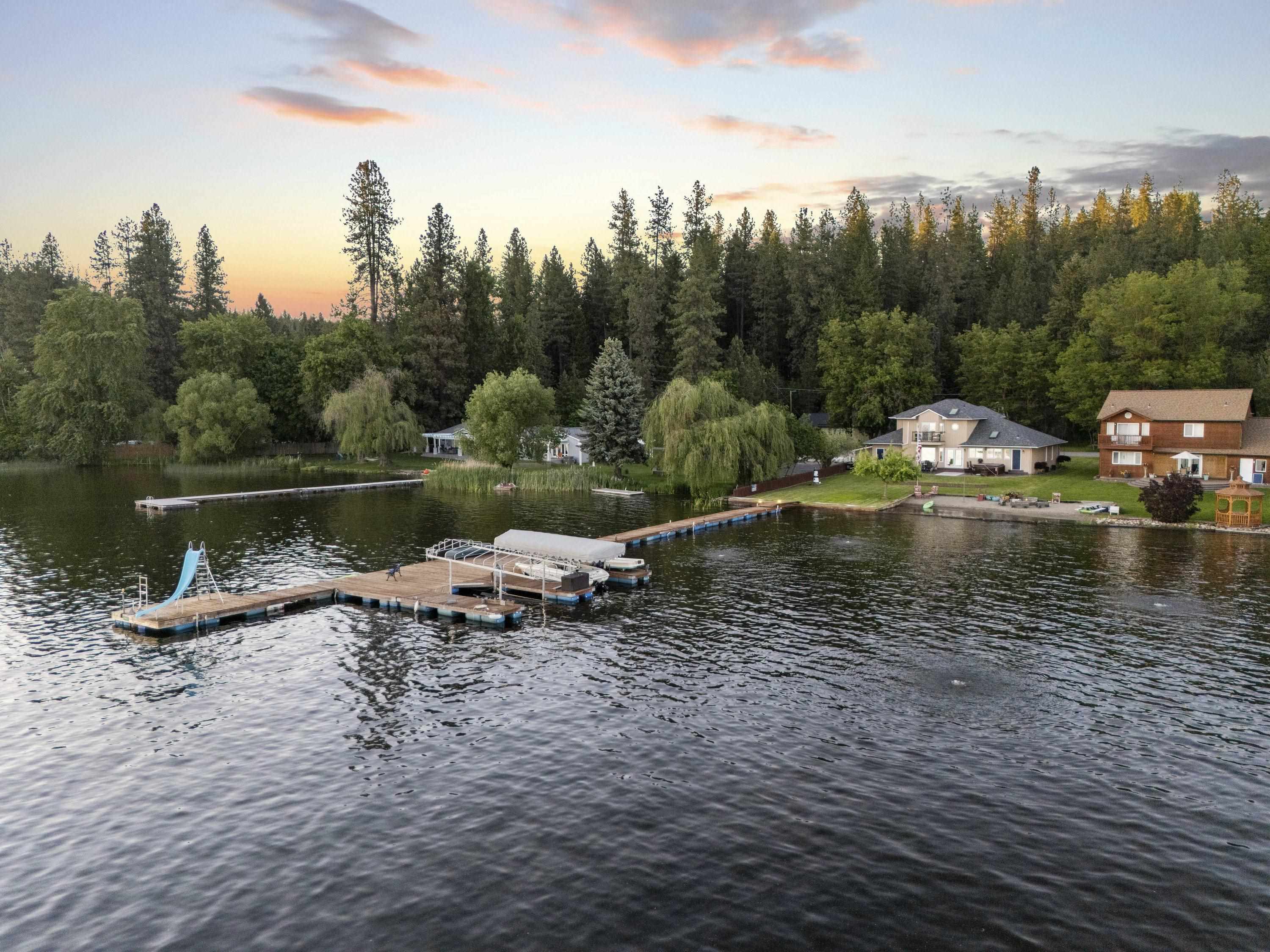 Property Photo: 12621 N East Newman Lake Dr WA 99025