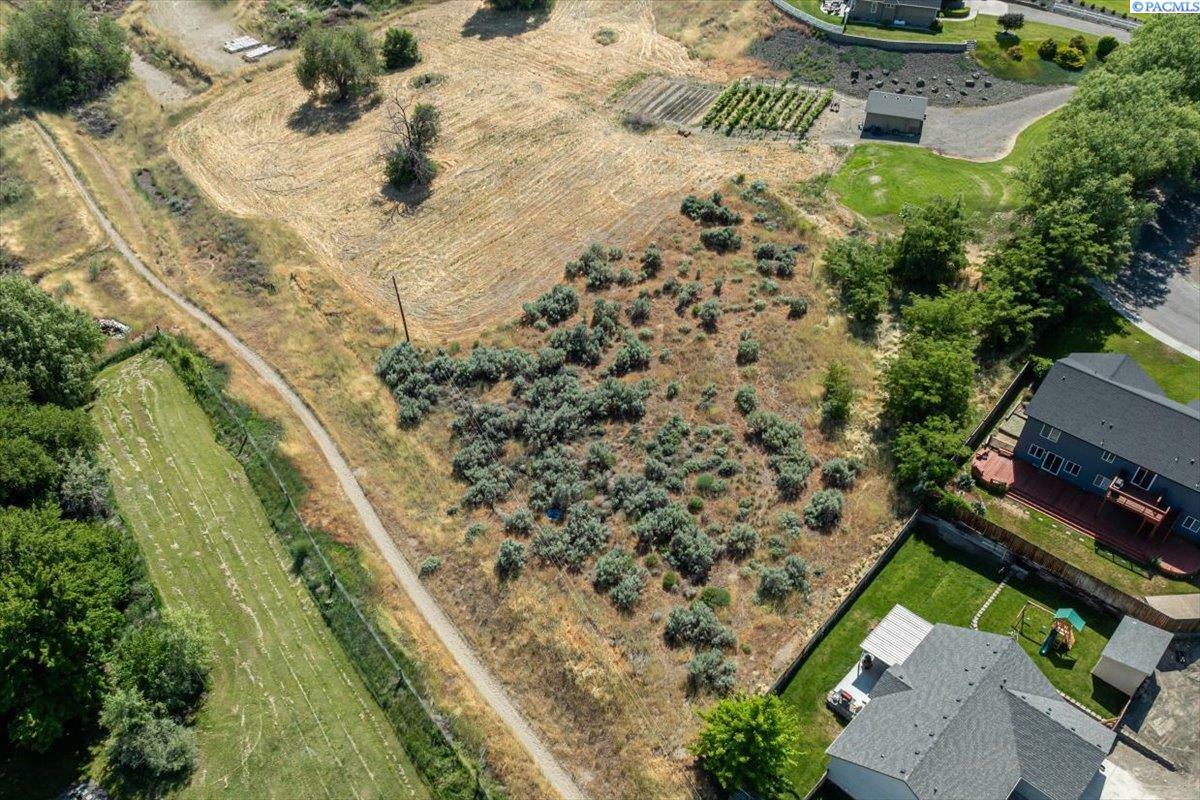 Property Photo: Lot 3 Block 7 Legion Heights #2 WA 99320