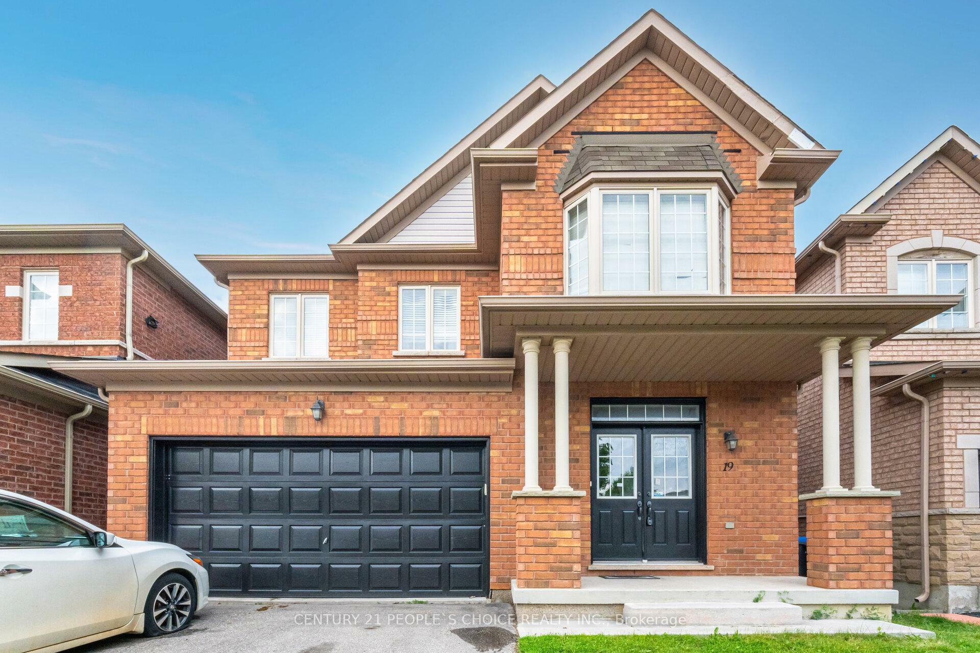 Photo de la propriété: 19 Frobischer Drive ON L6R 0L4