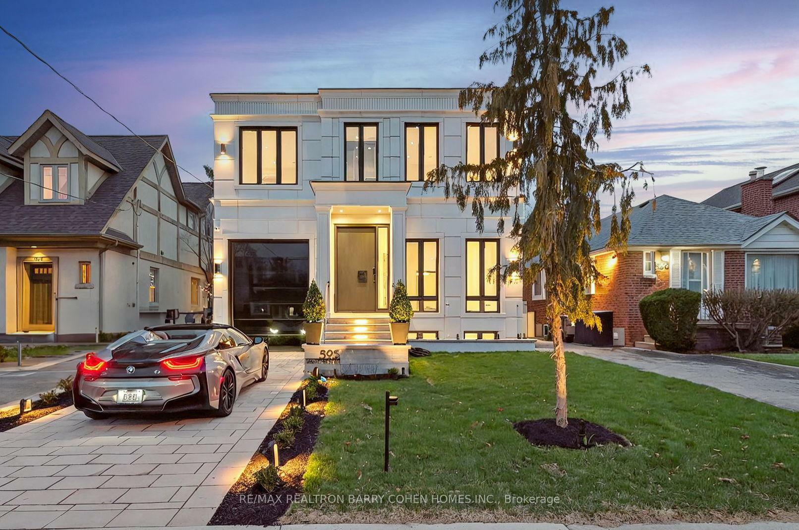 Property Photo: 595 Broadway Avenue ON M4G 2S4