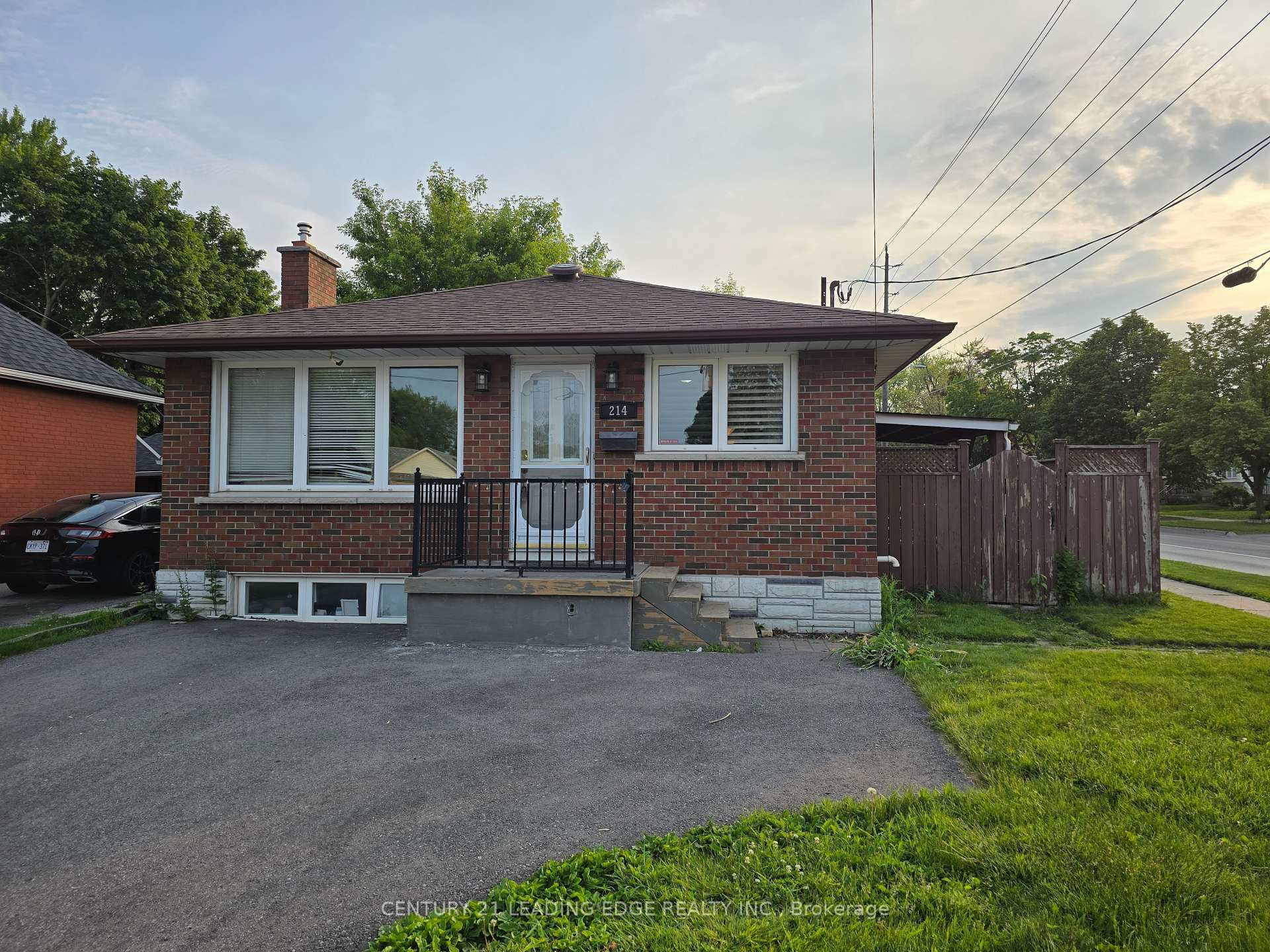 Property Photo: 214 Gibbons Street Main ON L1J 4Y4