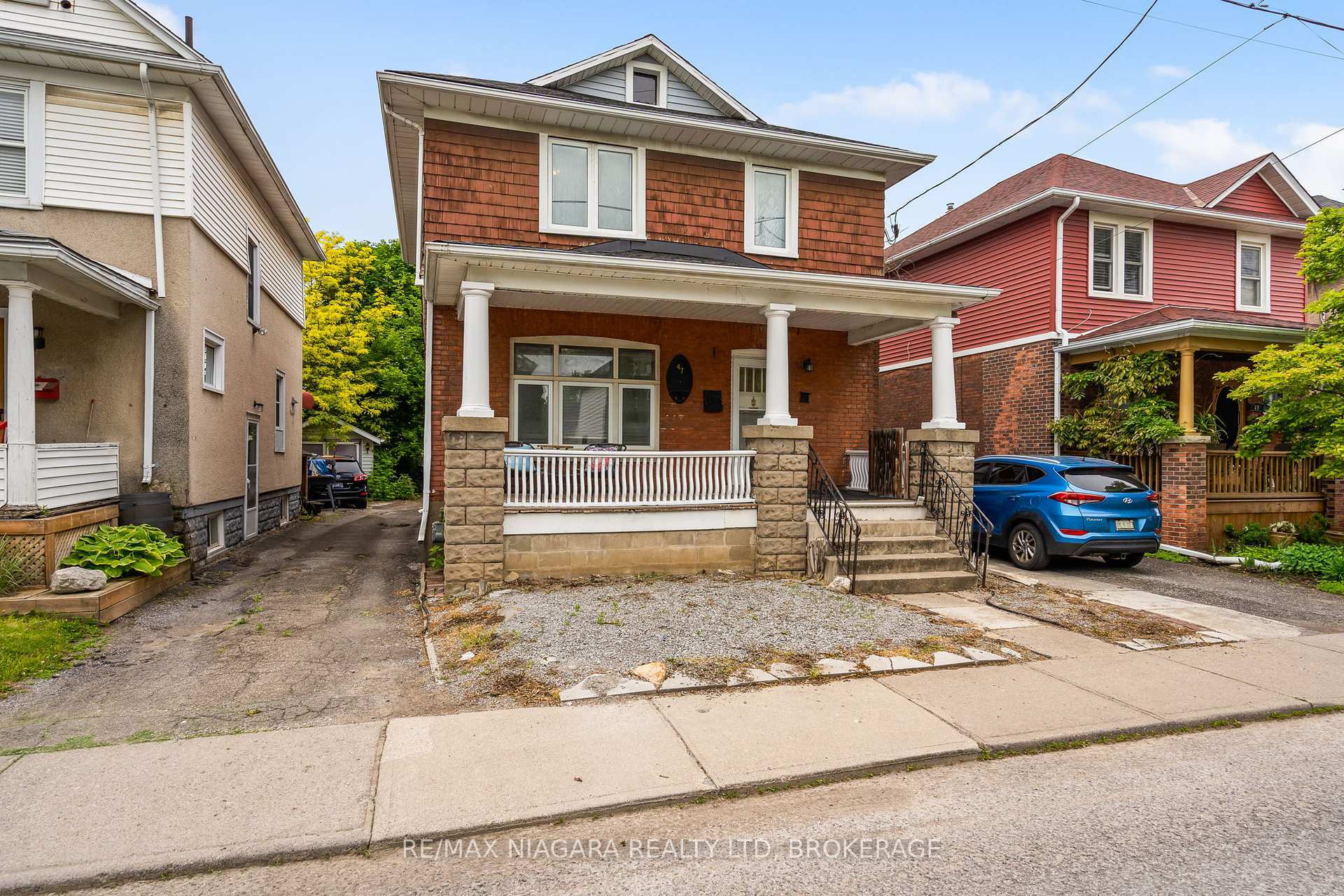 Property Photo: 47 Chaplin Avenue ON L2R 2E4
