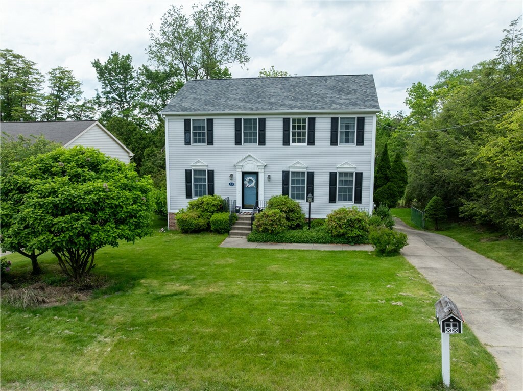 Property Photo: 98 Loire Valley Dr PA 15209