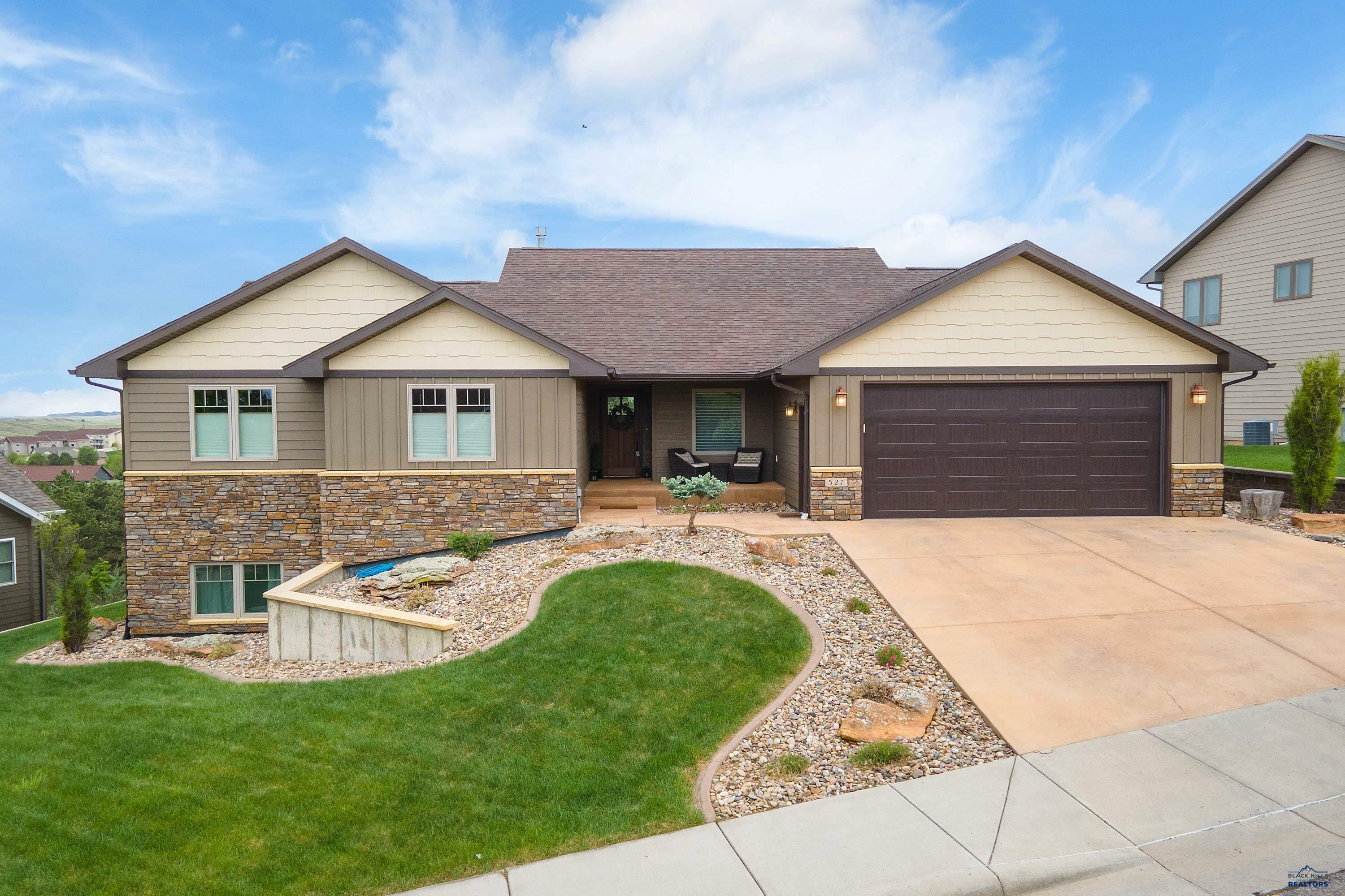 Property Photo: 527 Enchanted Pines Dr SD 57702