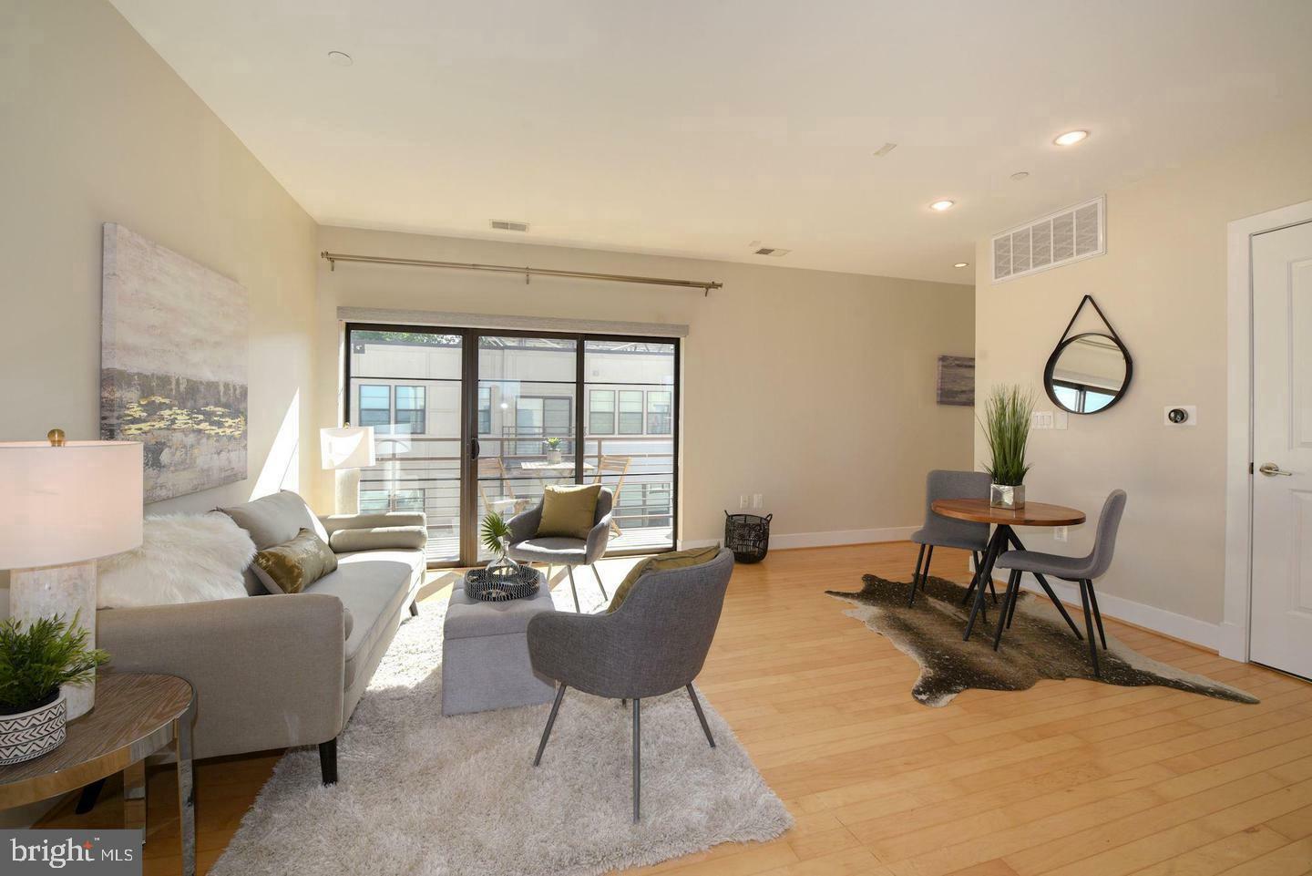 Property Photo: 5201 Wisconsin Avenue NW 406 DC 20015