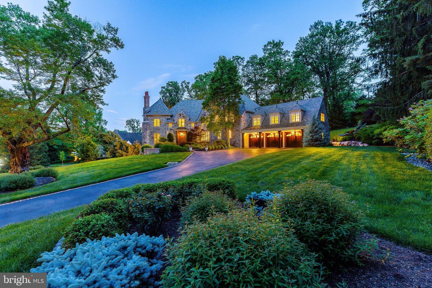 Property Photo: 1412 Mount Pleasant Road PA 19085