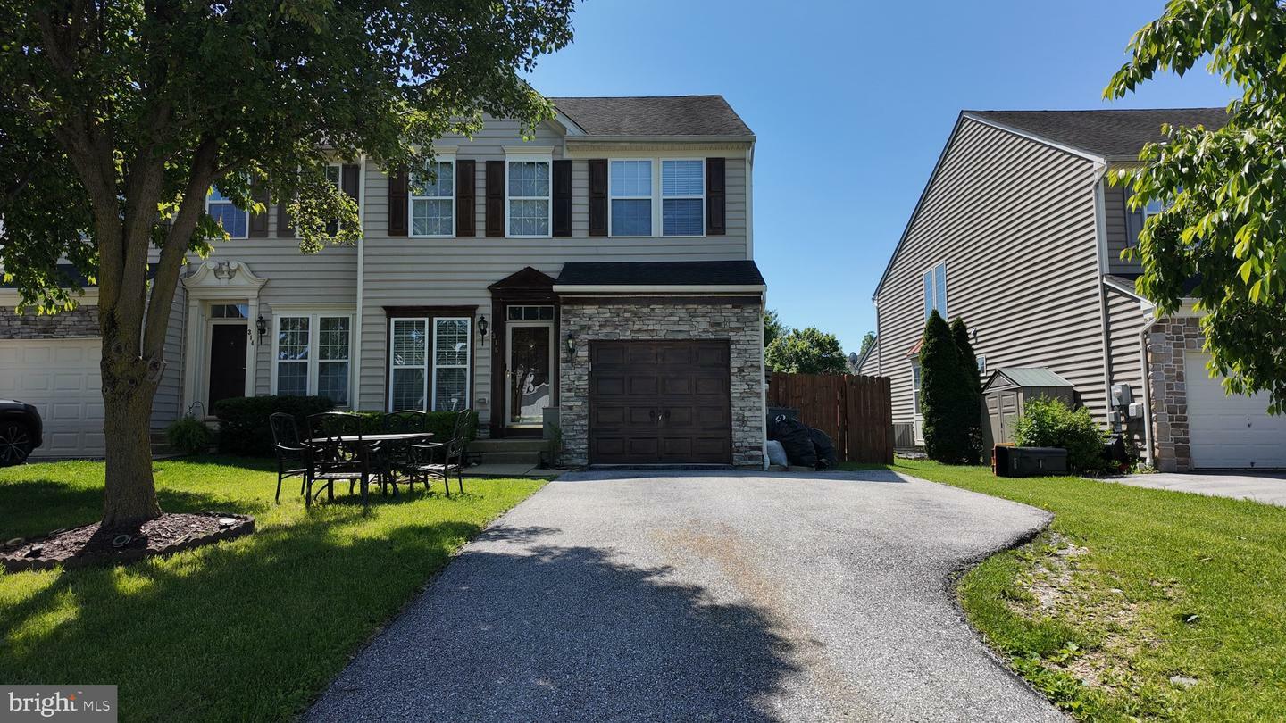 316 Maple Drive  Hanover PA 17331 photo