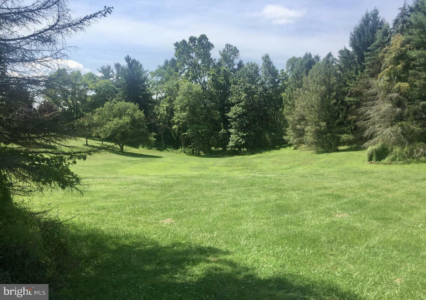 1022 Pima Circle  Mechanicsburg PA 17055 photo