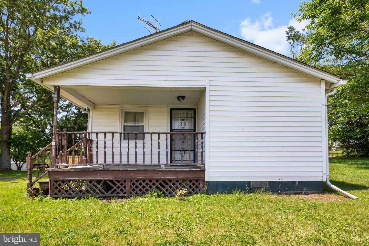 Property Photo: 1728 Double Church Road VA 22655