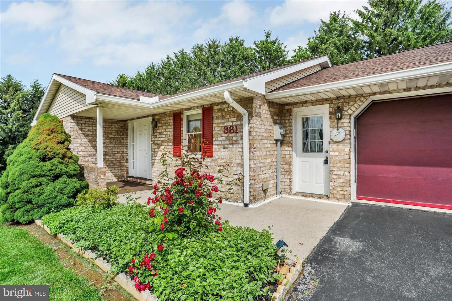 381 N Main Street  Spring Grove PA 17362 photo