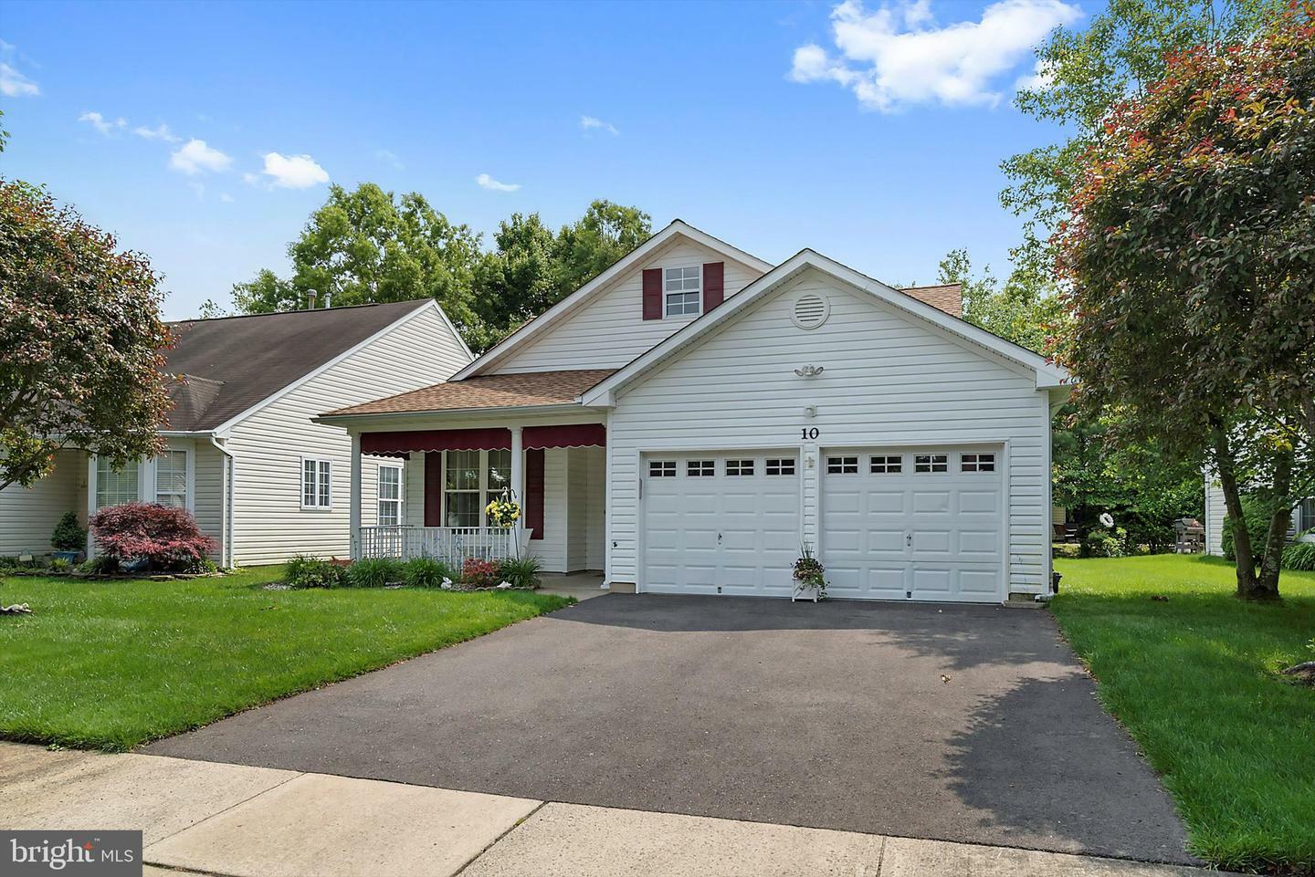 Property Photo:  10 Sunflower Lane  NJ 08724 