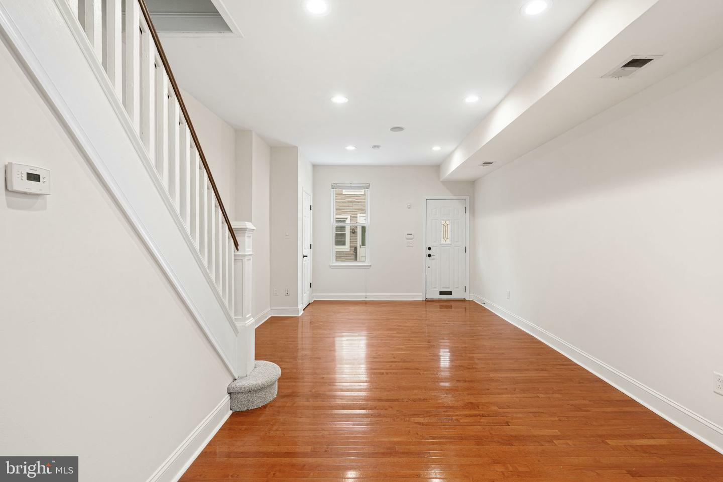 Property Photo: 1350 E Hewson Street PA 19125
