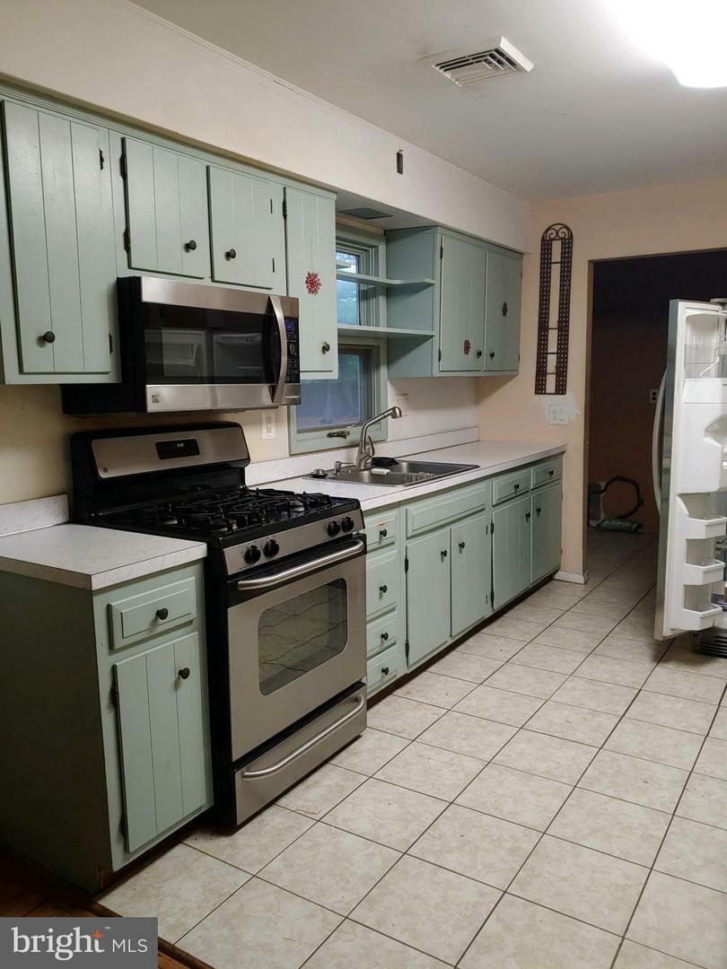 Property Photo:  612 Deerhead Lake Drive  NJ 08731 