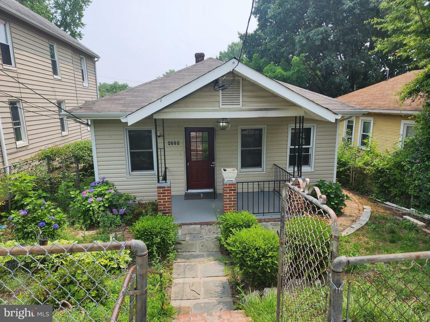 Property Photo: 4229 Eads Street NE DC 20019