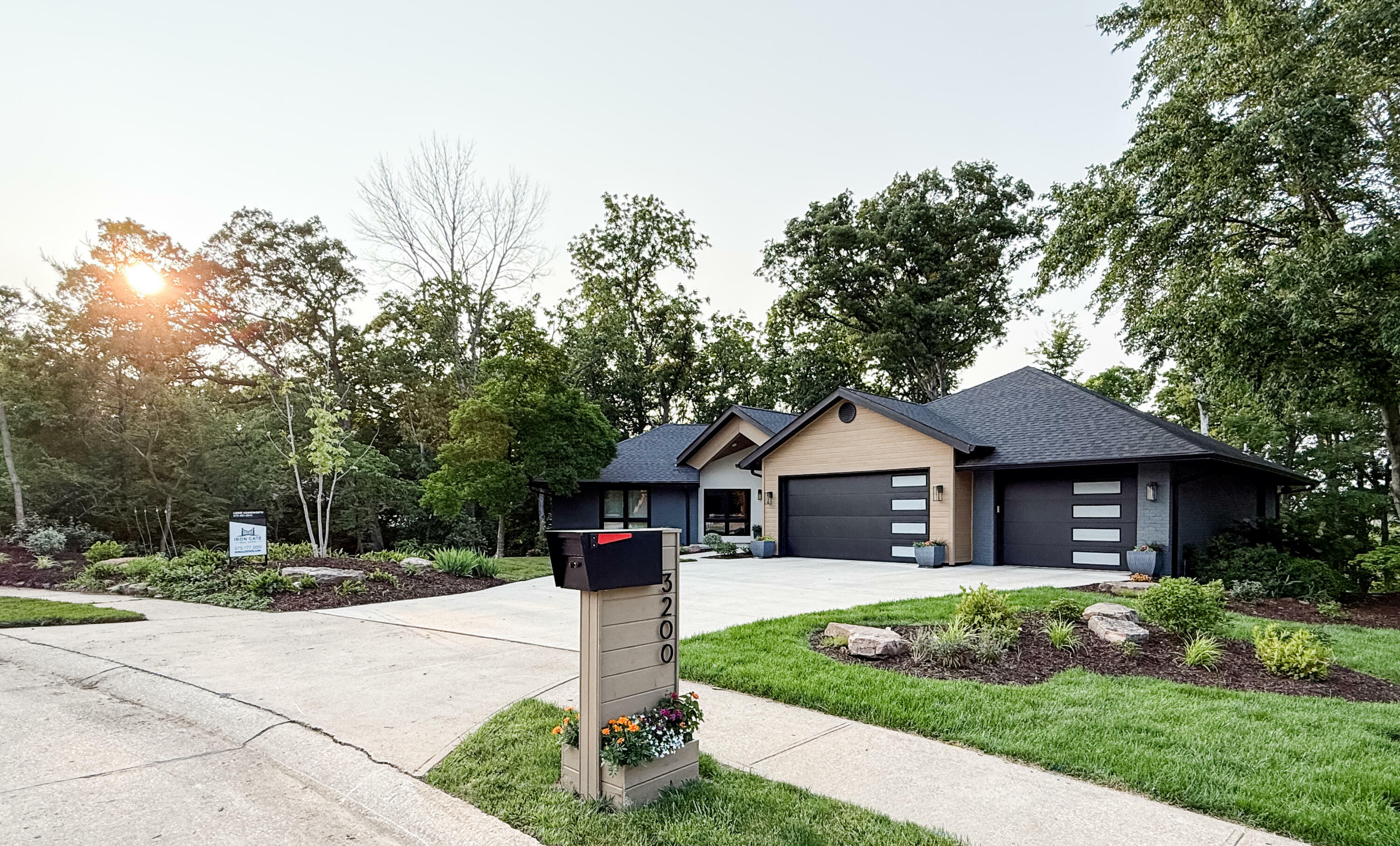 Property Photo: 3200 Westcreek Cir MO 65203