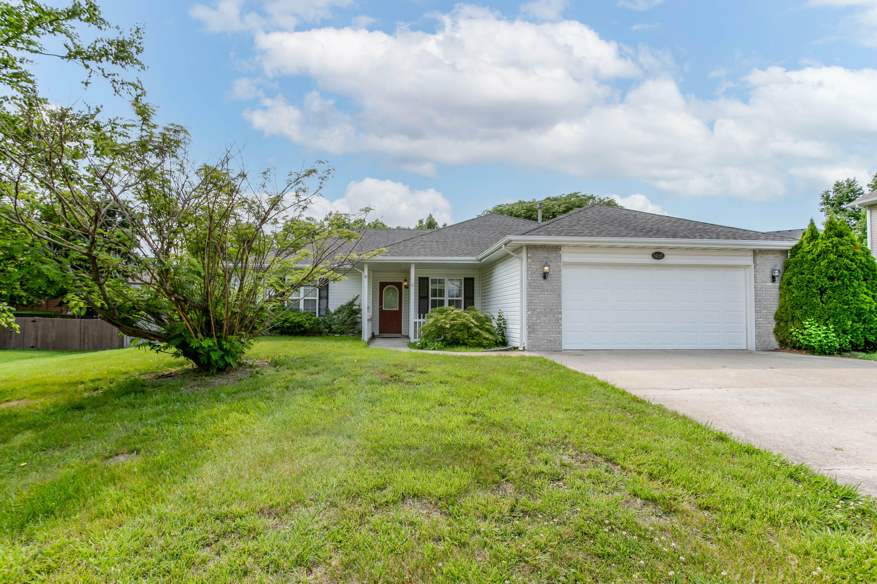 5035 N Montgomery Dr  Columbia MO 65202 photo