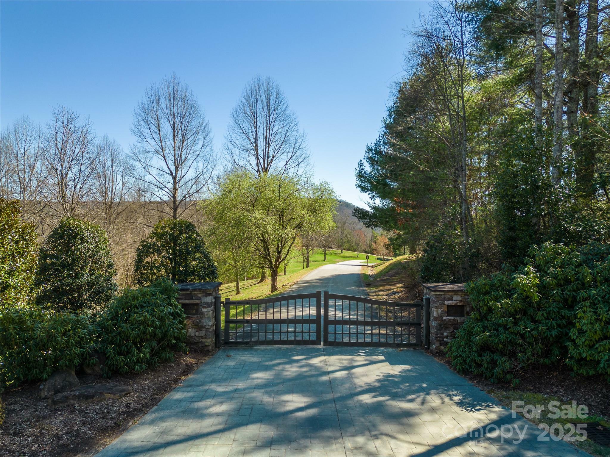 Property Photo: 132 Overlook Park Drive 51 NC 28792