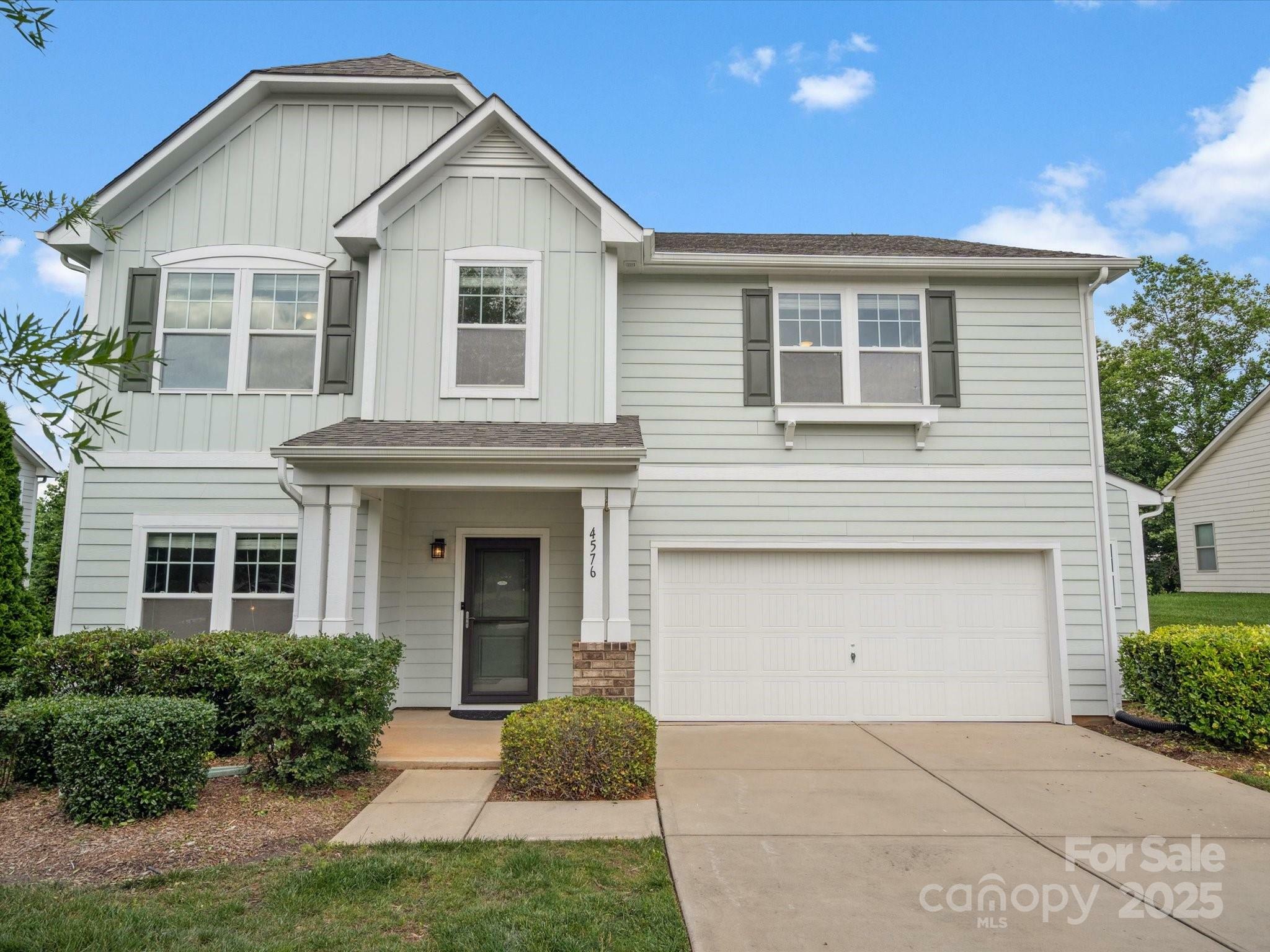 Property Photo: 4576 Fox Ridge Lane SC 29707