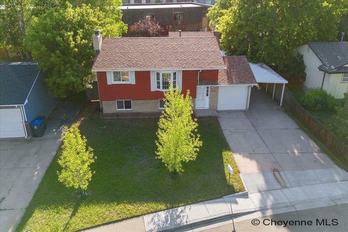 Property Photo: 4734 King Arthur Wy WY 82009