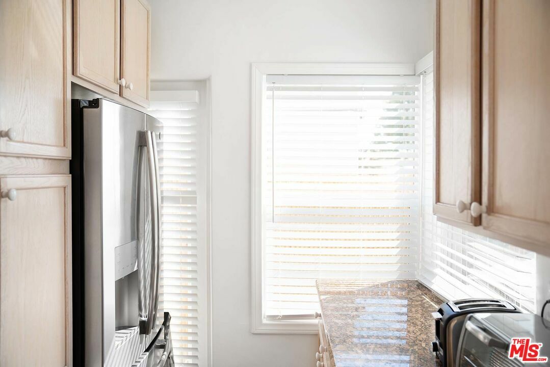 Property Photo: 1256 Chelsea Ave CA 90404