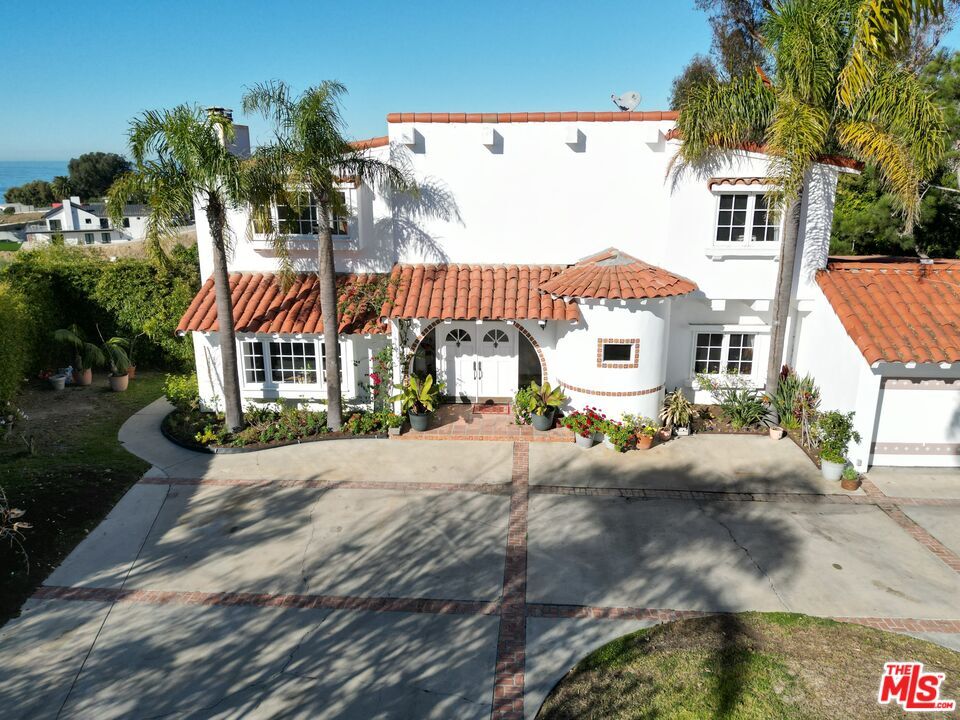 Property Photo:  6855 Dume Dr  CA 90265 