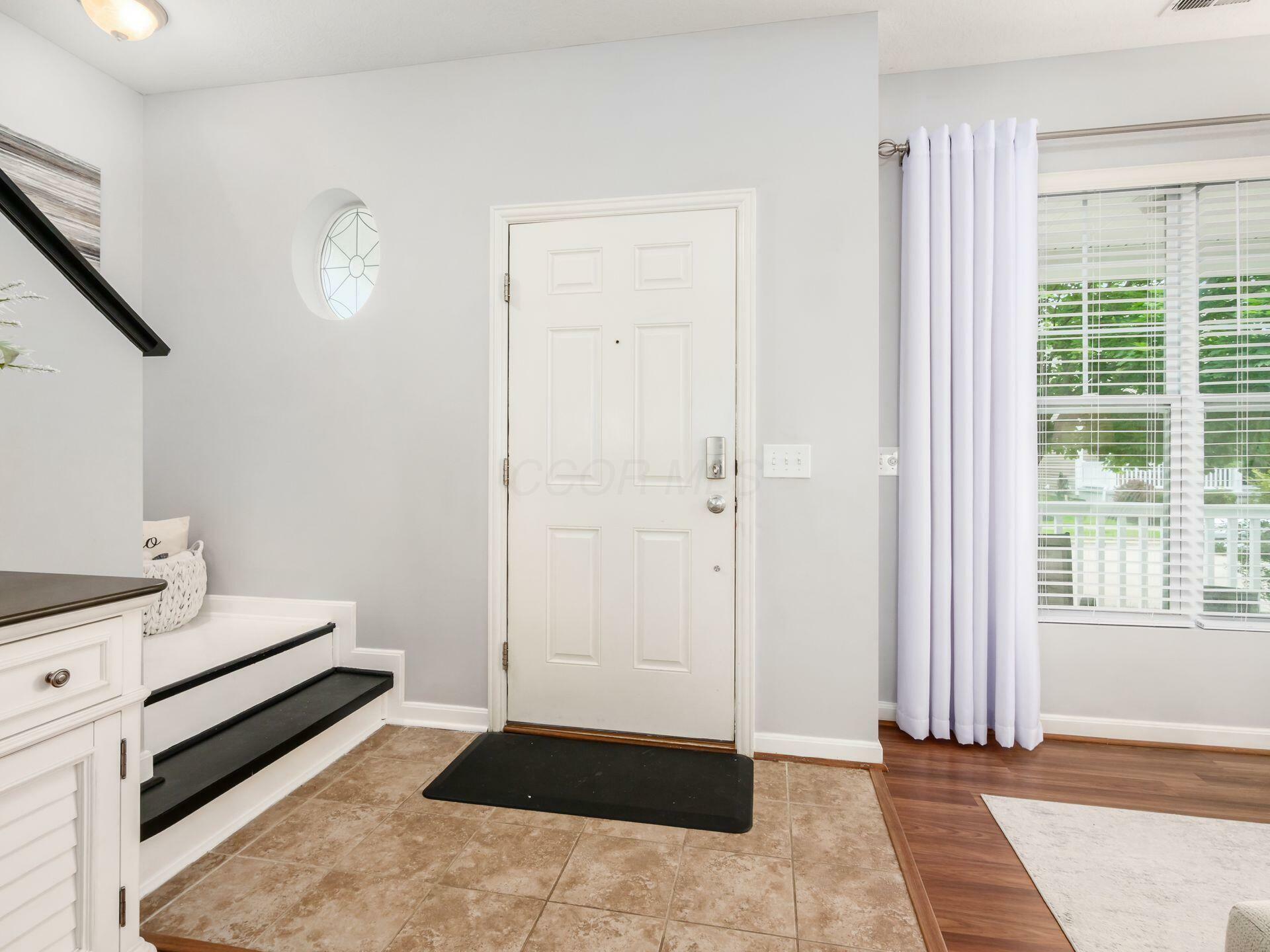 Property Photo: 7879 Ashenden Drive OH 43004
