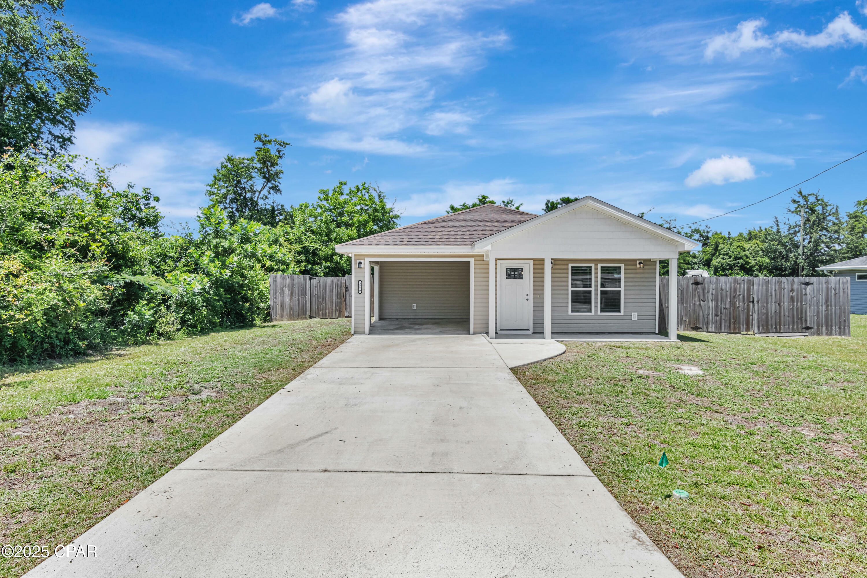 Property Photo:  3729 E 9th Street  FL 32401 