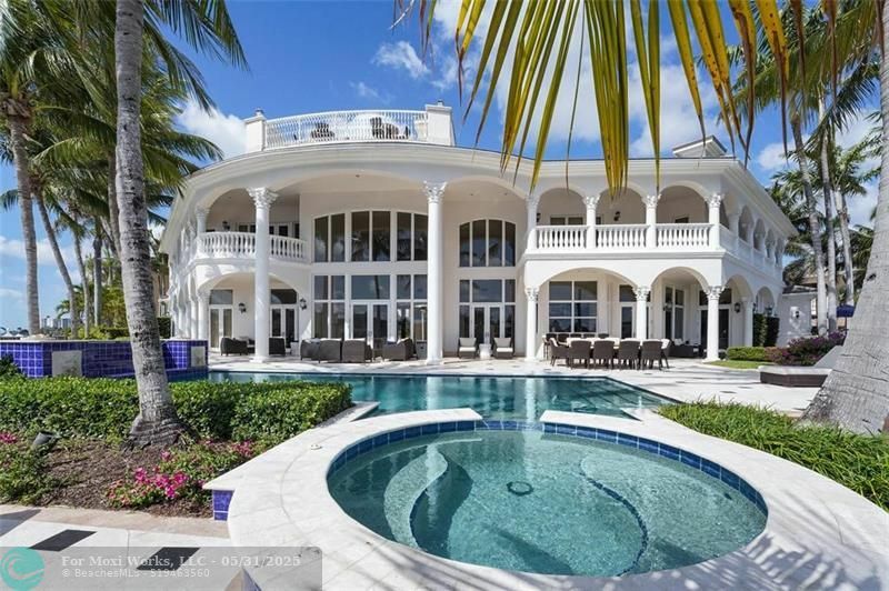 Property Photo:  3311 NE 57th Ct  FL 33308 