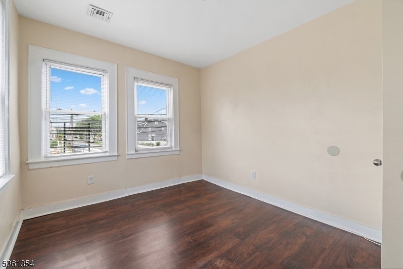 Property Photo: 355 Nesbit Ter NJ 07111