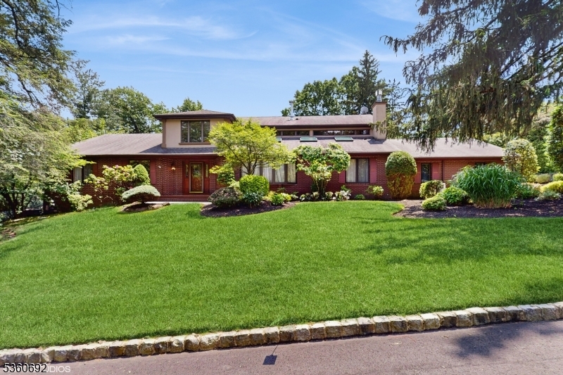 Property Photo: 1 Woodmere Ct NJ 07006