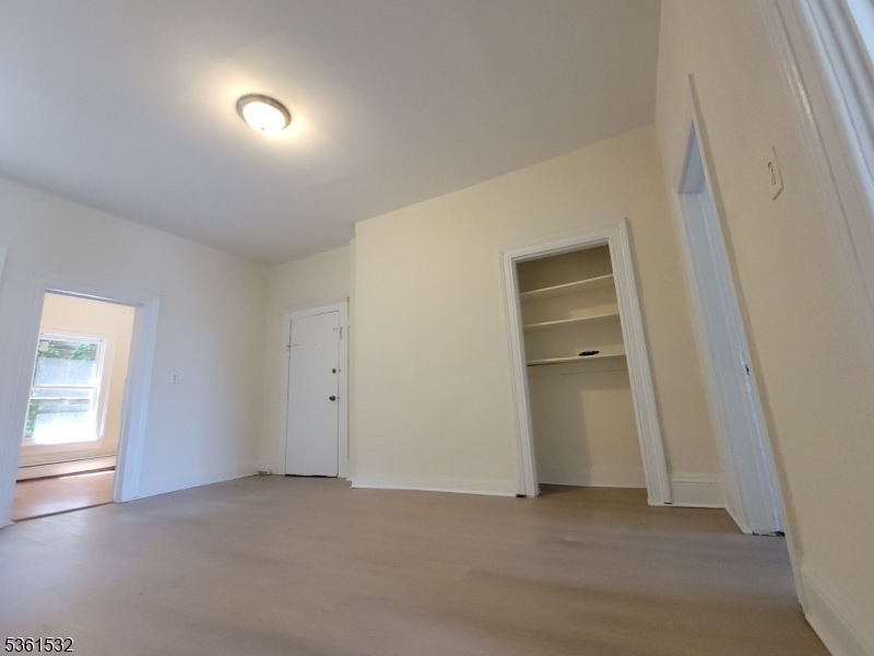 Property Photo:  1 Wayne Ave 8  NJ 07522 