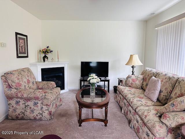 Property Photo: 122 Patriot Circle PA 18707