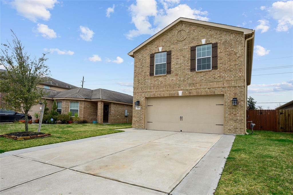 Property Photo:  1843 Garnet Breeze Drive  TX 77583 