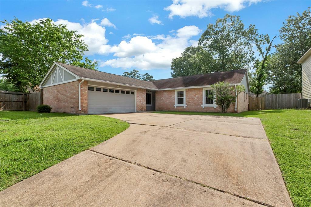Property Photo:  710 Razee Court  TX 77532 