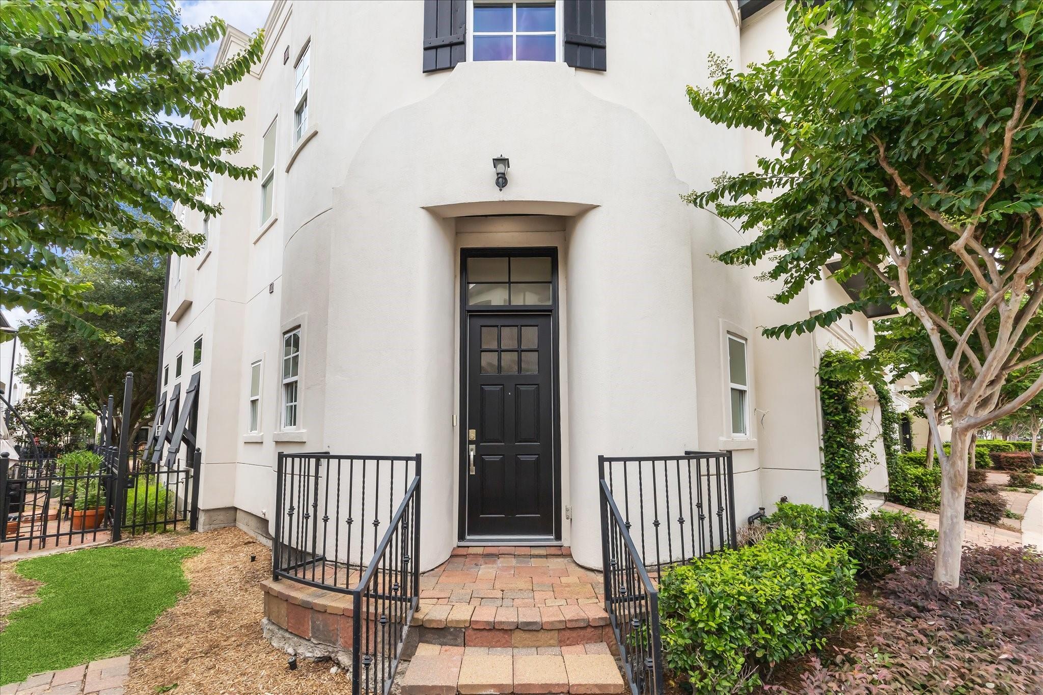 Property Photo: 1701 Wrenwood Lakes Lakes TX 77043